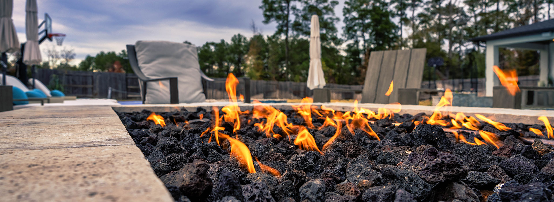 Best Custom Outdoor Fireplaces In Houston and Best Custom Outdoor Fire Pits In Houston